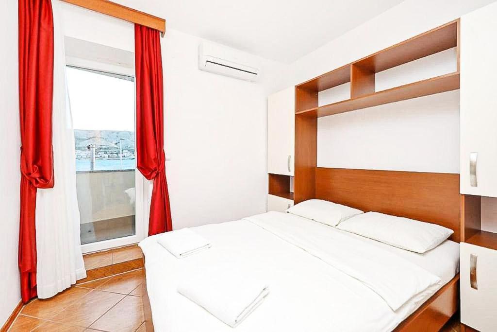 Apartmani Jadran Pag Town Bagian luar foto