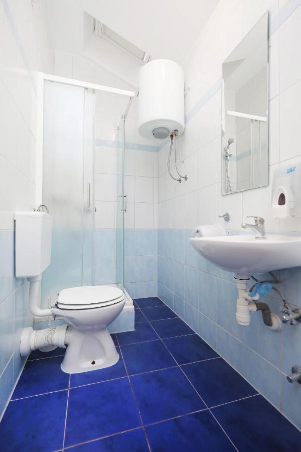 Apartmani Jadran Pag Town Bagian luar foto