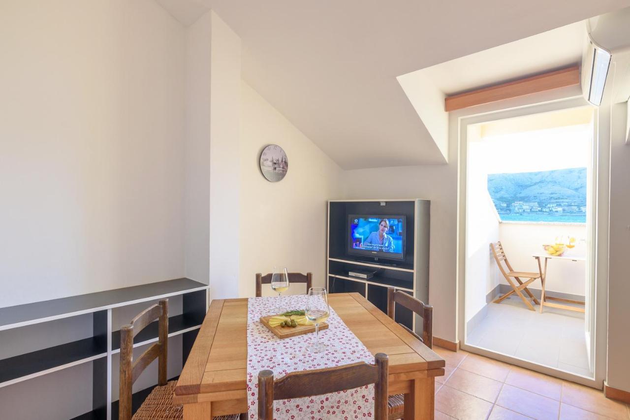 Apartmani Jadran Pag Town Bagian luar foto