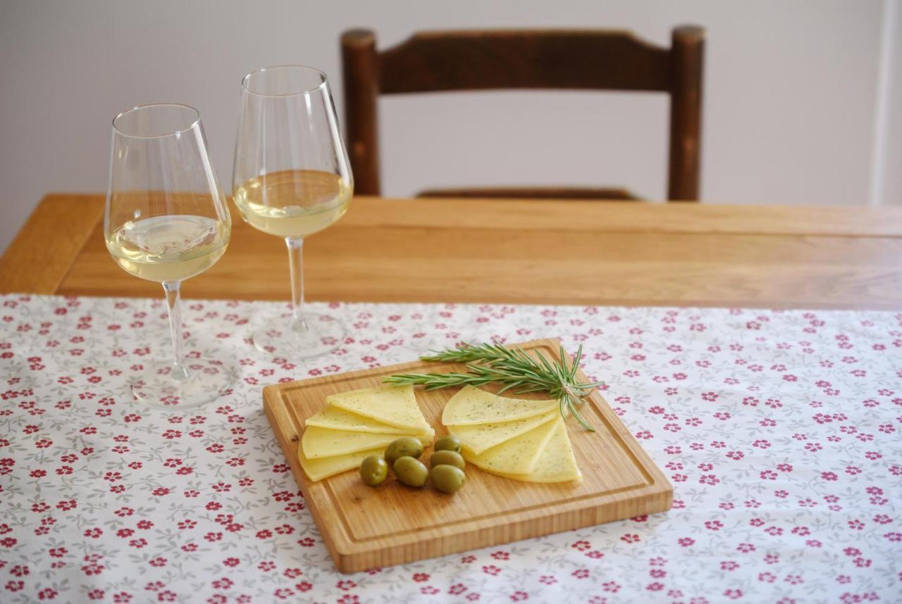 Apartmani Jadran Pag Town Bagian luar foto
