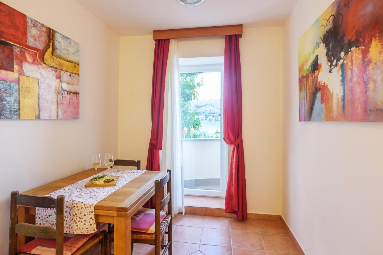 Apartmani Jadran Pag Town Bagian luar foto