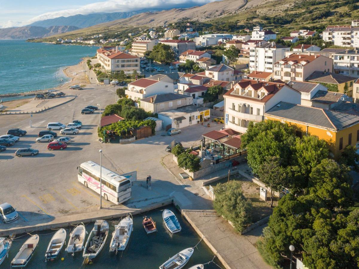 Apartmani Jadran Pag Town Bagian luar foto