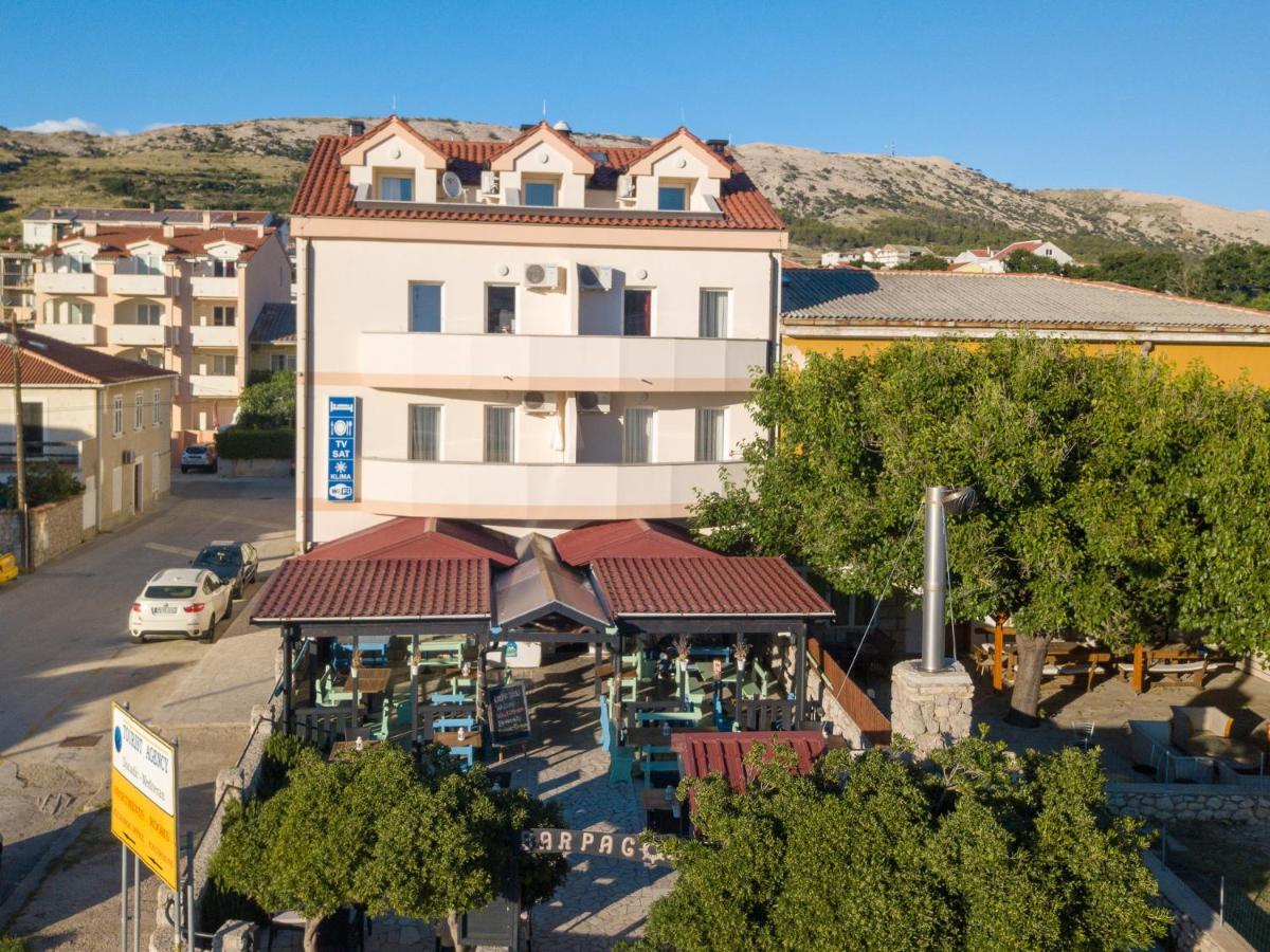 Apartmani Jadran Pag Town Bagian luar foto